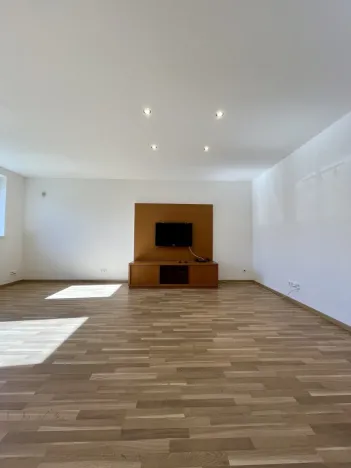 Pronájem bytu 2+kk, Ostrava - Heřmanice, Koněvova, 72 m2