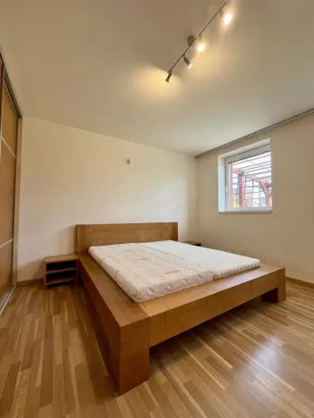 Pronájem bytu 2+kk, Ostrava - Heřmanice, Koněvova, 72 m2