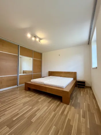 Pronájem bytu 2+kk, Ostrava - Heřmanice, Koněvova, 72 m2