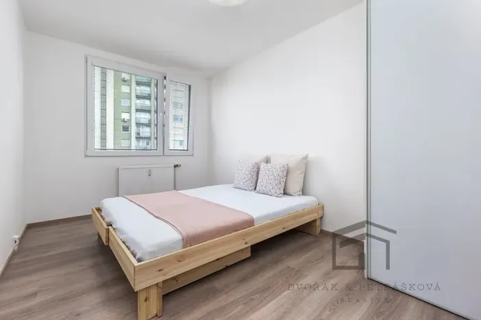 Pronájem bytu 2+kk, Praha - Kunratice, Jana Růžičky, 45 m2