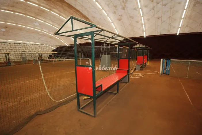 Prodej komerční nemovitosti, Rudná, Hořelické náměstí, 500 m2