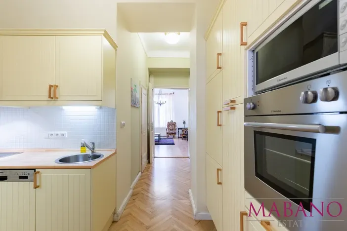 Pronájem bytu 2+1, Praha - Staré Město, Valentinská, 61 m2