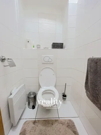 Pronájem bytu 2+kk, Znojmo, Na Kopečku, 79 m2