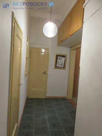 Pronájem bytu 1+1, Praha, Haštalské náměstí, 48 m2