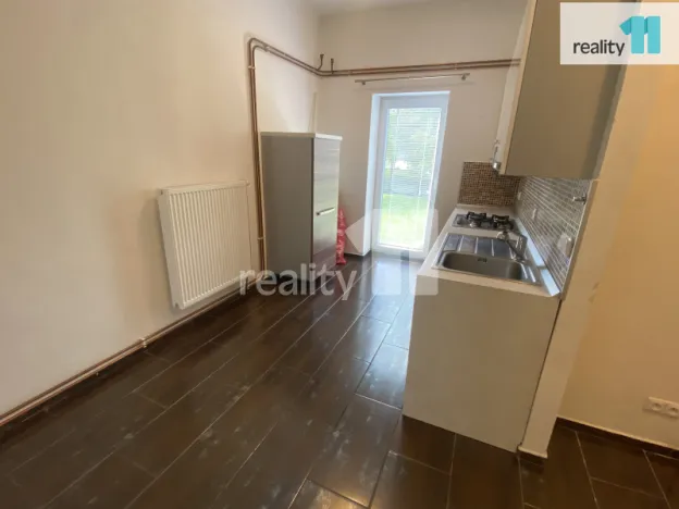 Pronájem bytu 1+1, Dobřany, Palackého, 35 m2