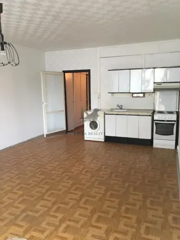 Prodej bytu 1+kk, Orlová, F. S. Tůmy, 33 m2