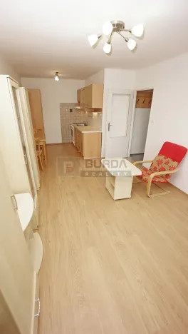 Pronájem bytu 2+kk, Neratovice, 43 m2