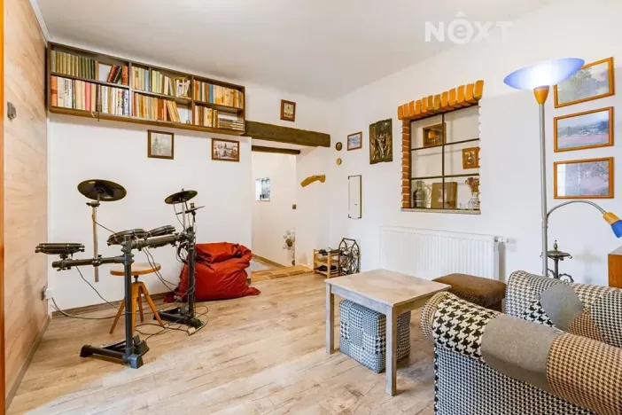 Prodej rodinného domu, Chrášťany, 560 m2