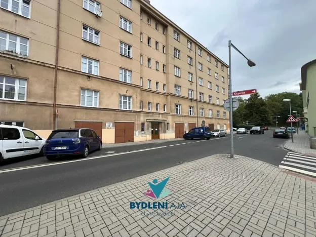 Prodej bytu 1+1, Teplice, 14. října, 42 m2