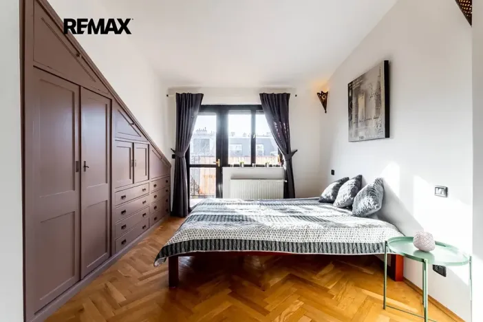 Pronájem bytu 2+kk, Praha - Vinohrady, Balbínova, 67 m2