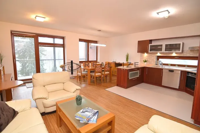 Pronájem bytu 3+kk, České Budějovice, Pasovská, 84 m2