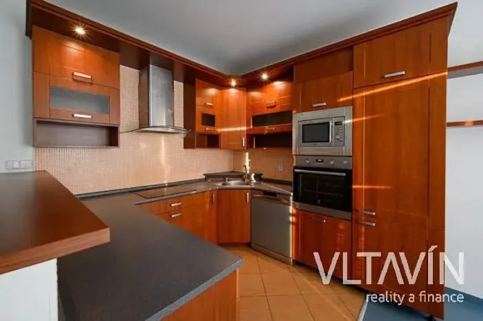 Pronájem bytu 3+kk, Praha - Pitkovice, Holubinková, 80 m2