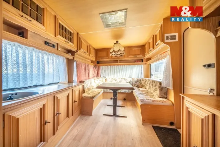 Prodej pozemku pro bydlení, Skořice, 666 m2