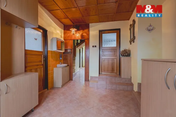 Prodej rodinného domu, Zavlekov, 183 m2