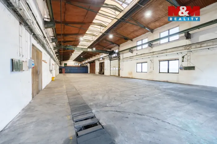 Pronájem výrobních prostor, Domažlice - Bezděkovské Předměstí, Masarykova, 770 m2