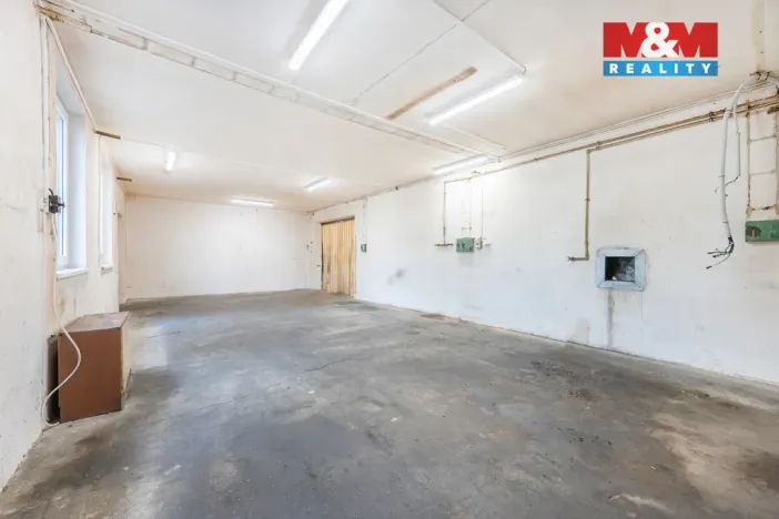 Pronájem výrobních prostor, Domažlice - Bezděkovské Předměstí, Masarykova, 770 m2