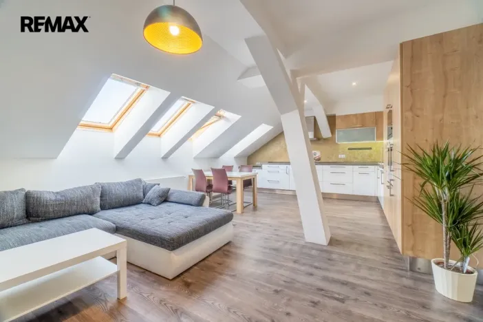 Pronájem bytu 3+kk, Mladá Boleslav - Mladá Boleslav II, Čechova, 80 m2