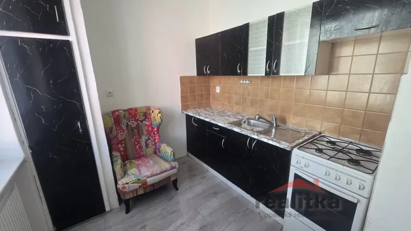 Pronájem bytu 2+1, Opava - Město, Ostrožná, 54 m2