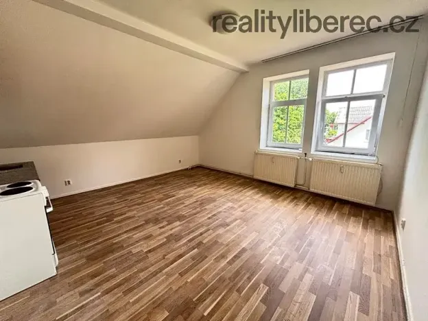Pronájem bytu 1+kk, Liberec, Kollárova, 36 m2