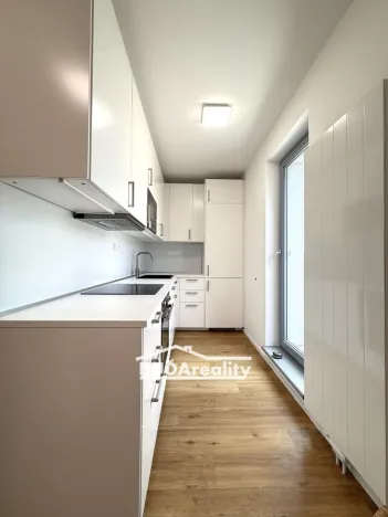 Pronájem bytu 1+1, Zlín, Sadová, 41 m2