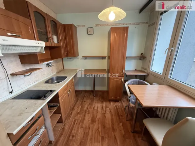 Prodej bytu 1+1, Králův Dvůr, Nad Stadionem, 37 m2