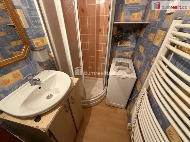 Prodej bytu 1+1, Králův Dvůr, Nad Stadionem, 37 m2