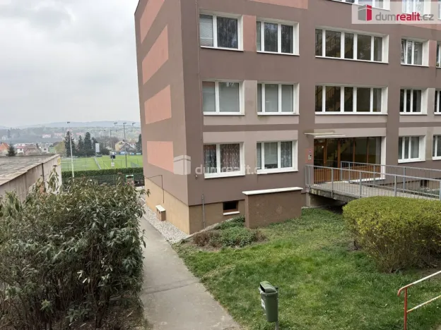 Prodej bytu 1+1, Králův Dvůr, Nad Stadionem, 37 m2