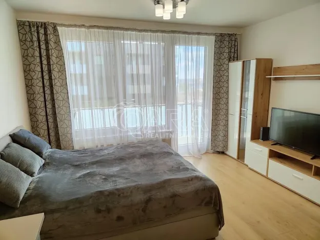 Pronájem bytu 1+kk, Praha - Stodůlky, náměstí Junkových, 32 m2