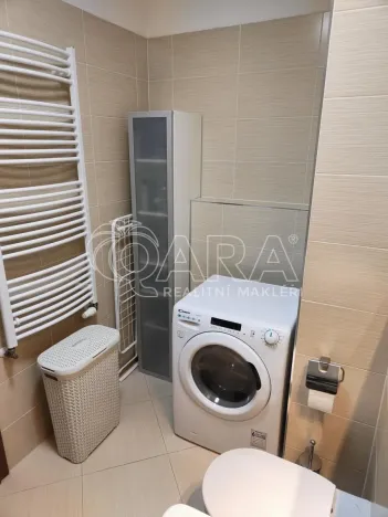 Pronájem bytu 1+kk, Praha - Stodůlky, náměstí Junkových, 32 m2