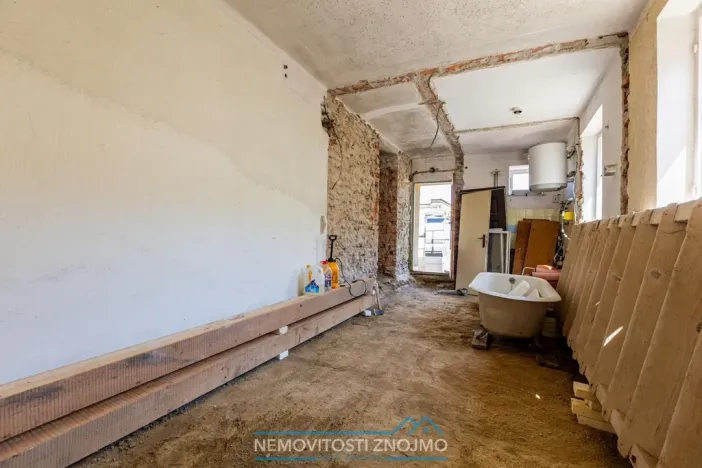 Prodej rodinného domu, Hluboké Mašůvky, 77 m2