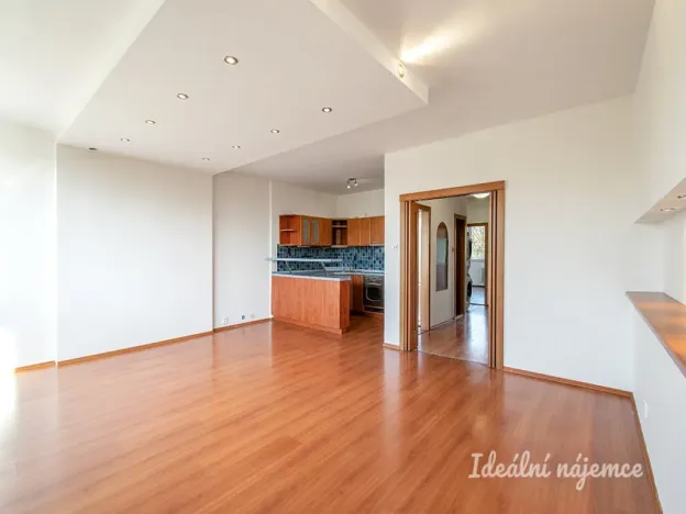 Pronájem bytu 3+kk, Praha - Bohnice, Hlivická, 72 m2
