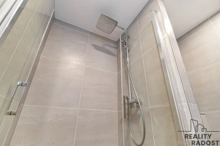 Pronájem bytu 2+kk, Ostrava - Moravská Ostrava, Varenská, 36 m2