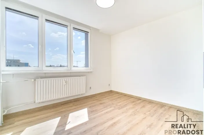 Pronájem bytu 2+kk, Ostrava - Moravská Ostrava, Varenská, 36 m2