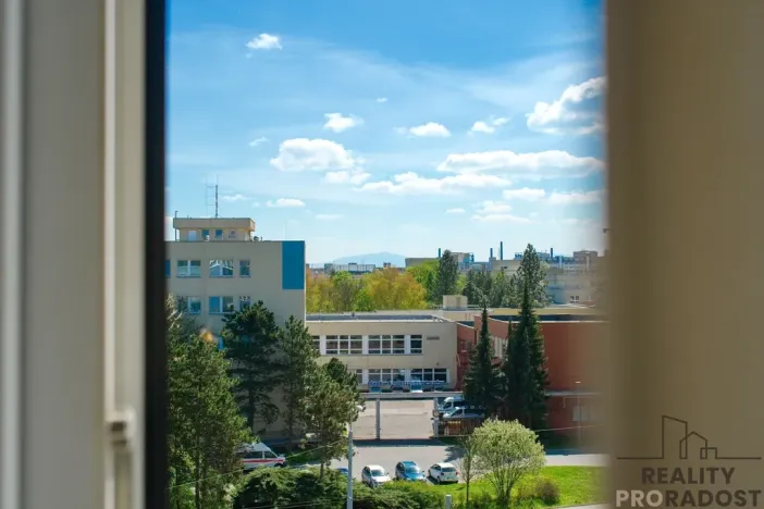 Pronájem bytu 2+kk, Ostrava - Moravská Ostrava, Varenská, 36 m2