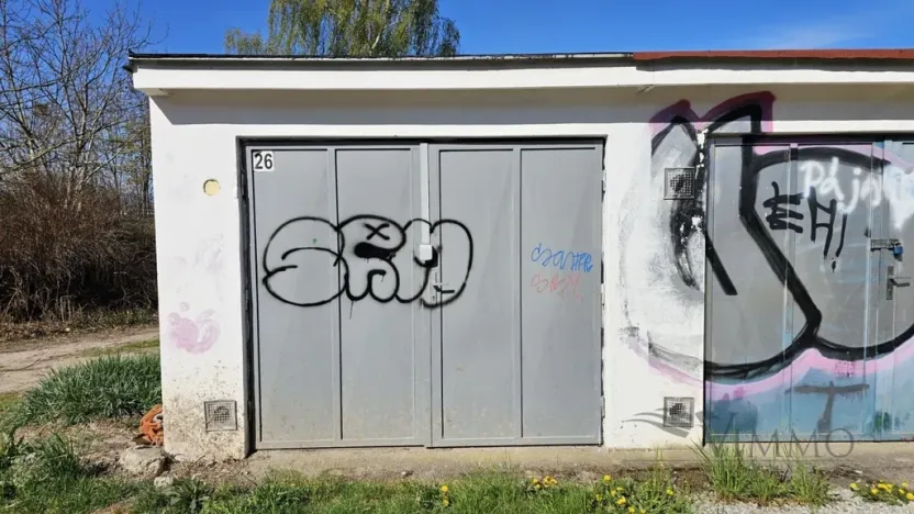 Pronájem garáže, České Budějovice - České Budějovice 3, Čéčova, 16 m2