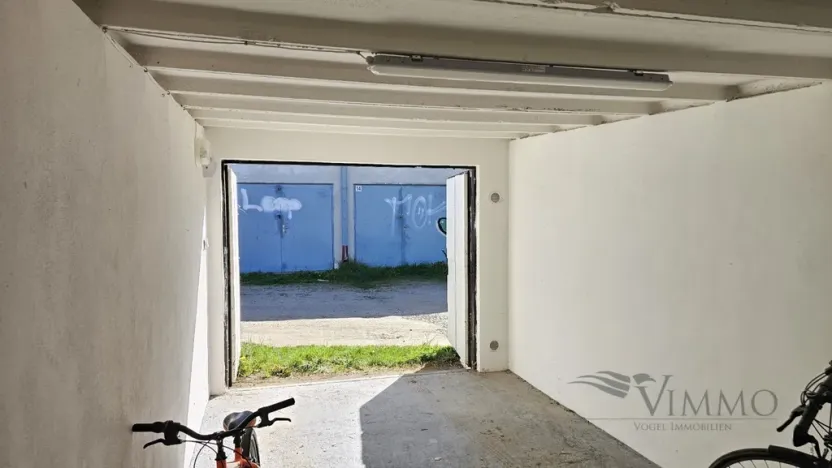 Pronájem garáže, České Budějovice - České Budějovice 3, Čéčova, 16 m2