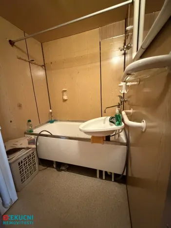 Prodej bytu 3+1, Trutnov, Pomněnková, 60 m2