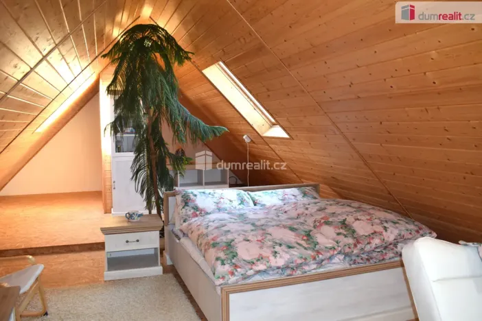 Prodej rodinného domu, Žďár - Žehrov, 250 m2