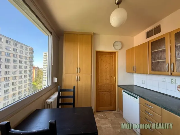 Pronájem bytu 3+1, Praha - Záběhlice, Hledíková, 75 m2