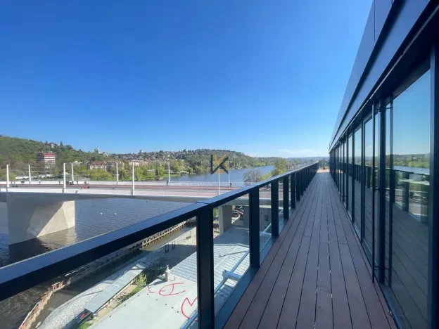 Pronájem kanceláře, Praha, Strakonická, 263 m2