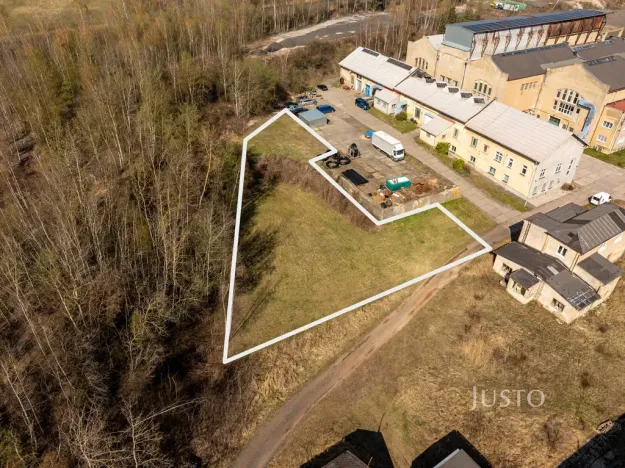 Prodej komerčního pozemku, Rynholec, 1688 m2