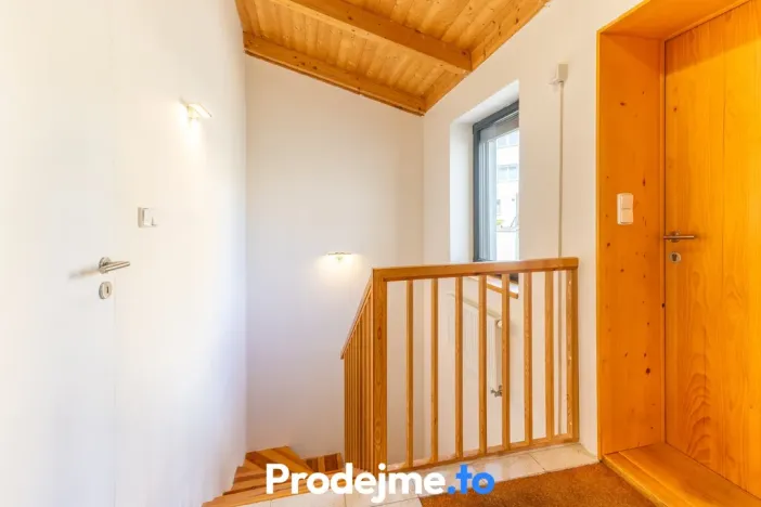 Prodej rodinného domu, Praha - Kobylisy, Třeboradická, 150 m2