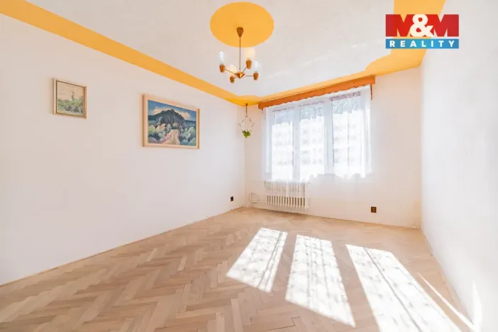 Prodej bytu 2+1, Aš, Hlavní, 57 m2