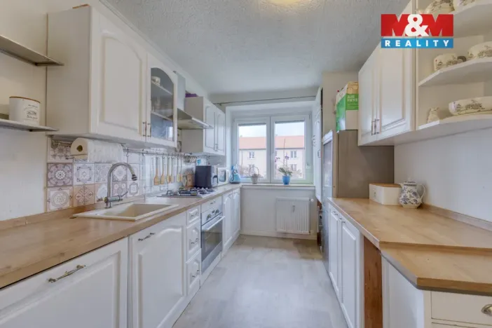 Prodej bytu 3+1, Plzeň - Koterov, Topolová, 70 m2