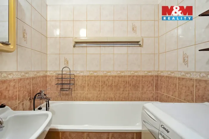 Prodej bytu 2+1, Teplice - Řetenice, V břízkách, 49 m2