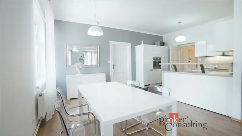 Pronájem bytu 4+kk, Plzeň - Jižní Předměstí, Máchova, 130 m2