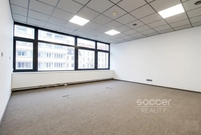 Pronájem kanceláře, Praha - Libeň, Sokolovská, 114 m2