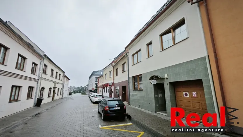 Pronájem kanceláře, Hustopeče, Mrštíkova, 56 m2