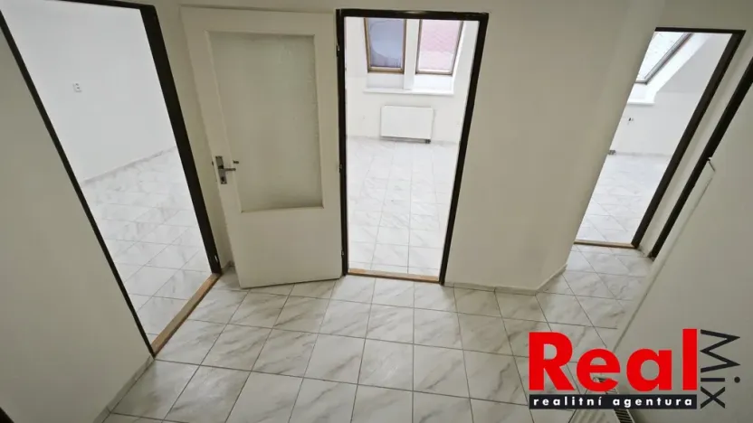 Pronájem kanceláře, Hustopeče, Mrštíkova, 56 m2