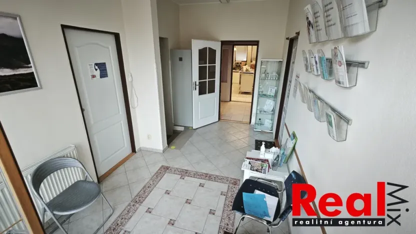 Pronájem kanceláře, Hustopeče, Mrštíkova, 56 m2
